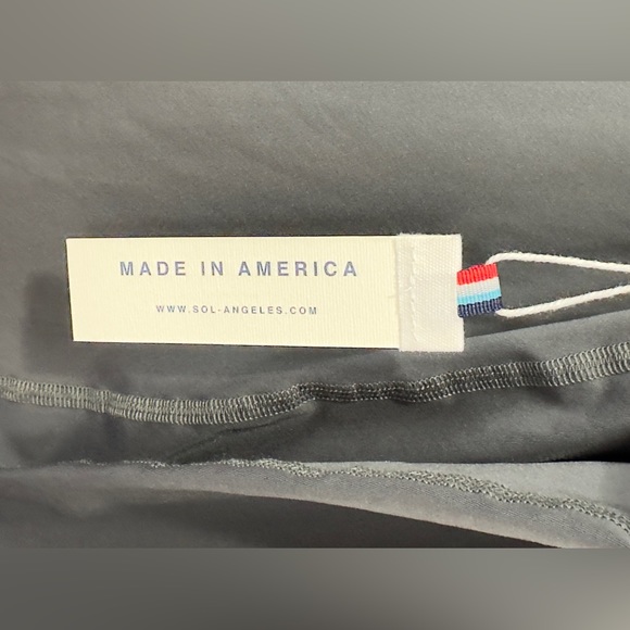 SOL ANGELES - MENS CIRCLE WAVES RASHGUARD - CARBON UPF 50+ Medium - Picture 9 of 9